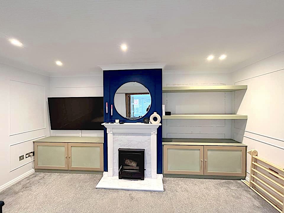 Living room panelling and alcoves, St Lawrence